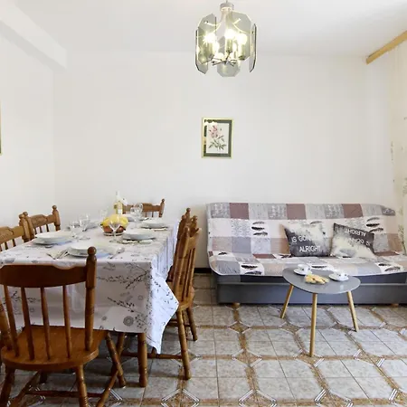 With A Parking Space - 22473 Apartment