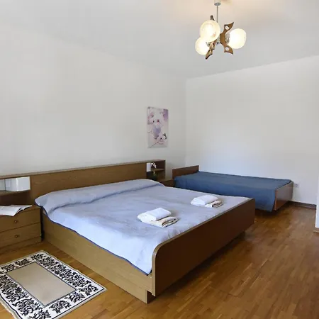 With Parking Space - 22473 Appartement *