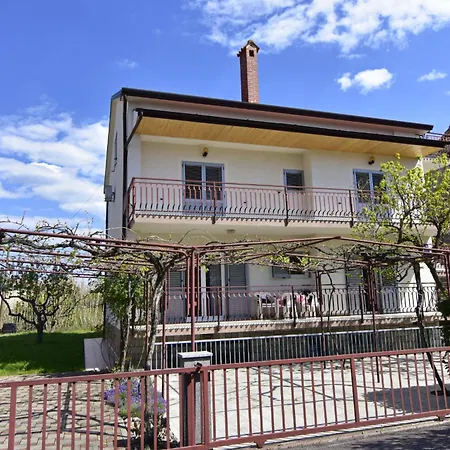 With Parking Space - 22473 Appartement Umag